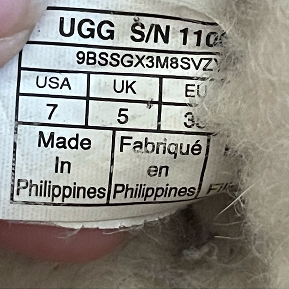 UGG Brown and White Moccasins for Women - Picture 11 of 11